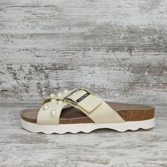 đ§NWOT Ethem Genuins Cream Pearl Slide Sandal - Picture 2 of 16